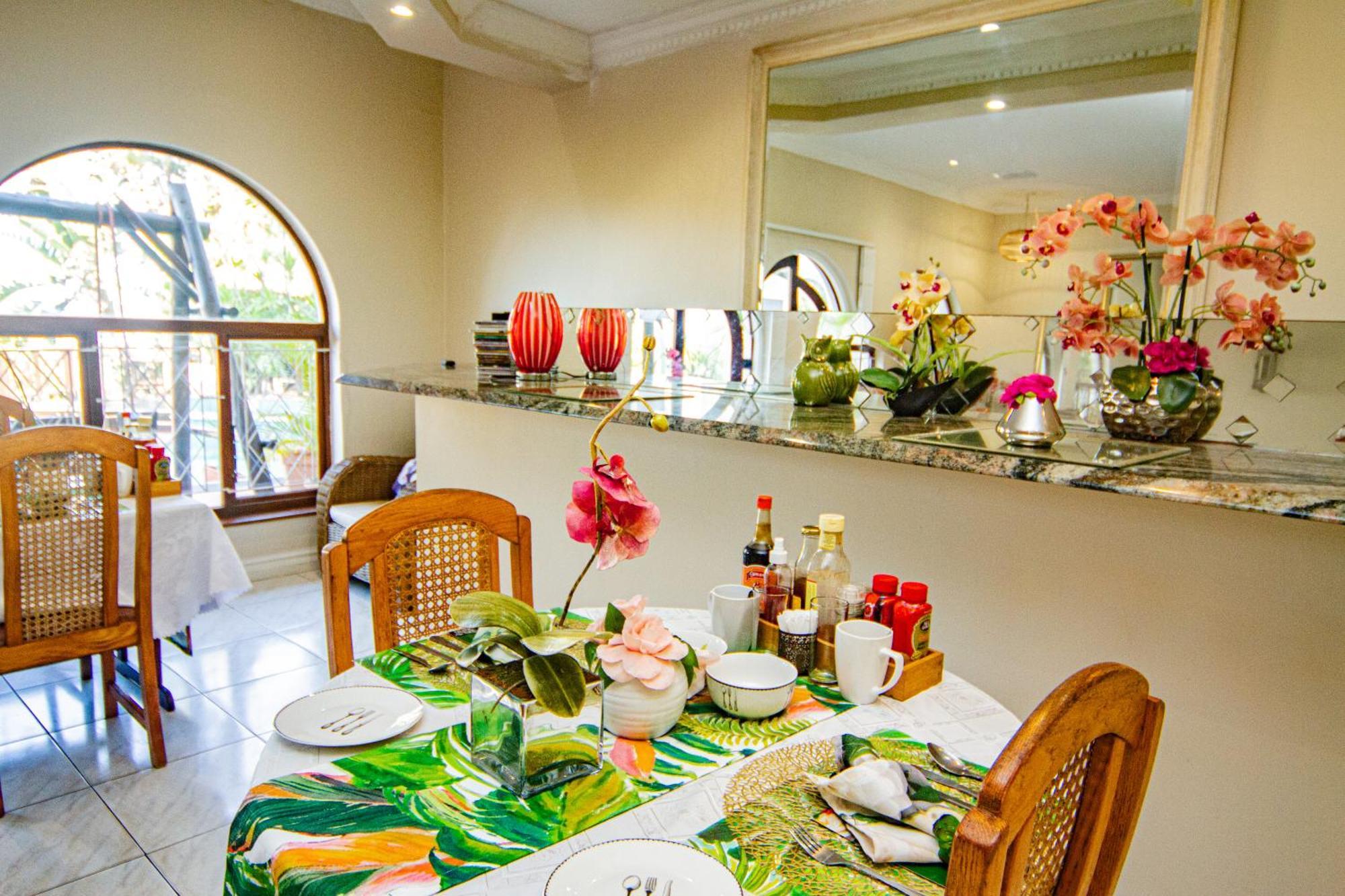 La Loggia Bed And Breakfast Durban Exterior photo
