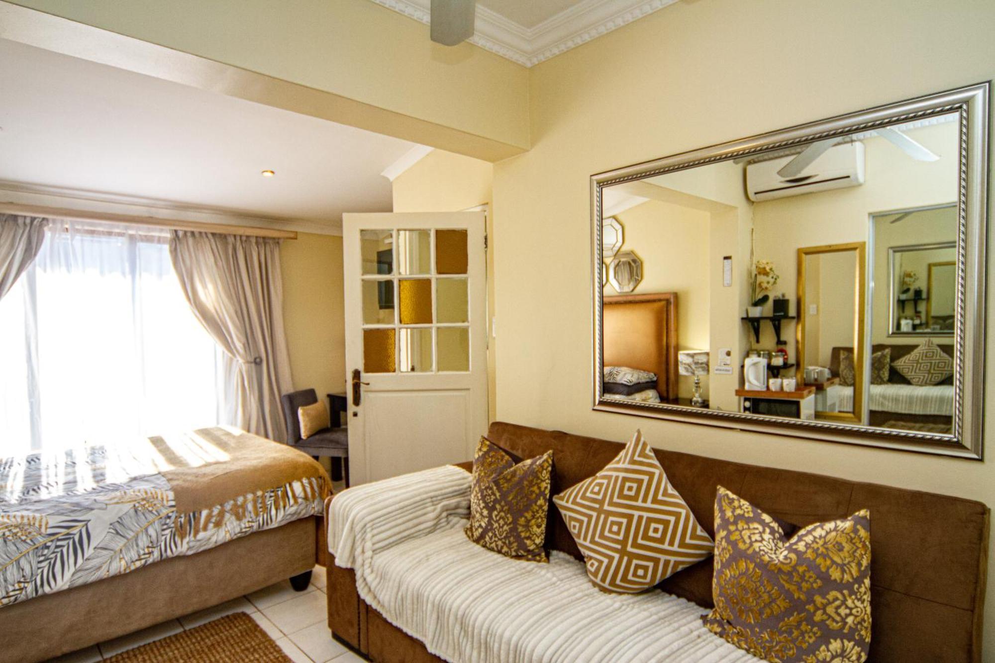 La Loggia Bed And Breakfast Durban Exterior photo