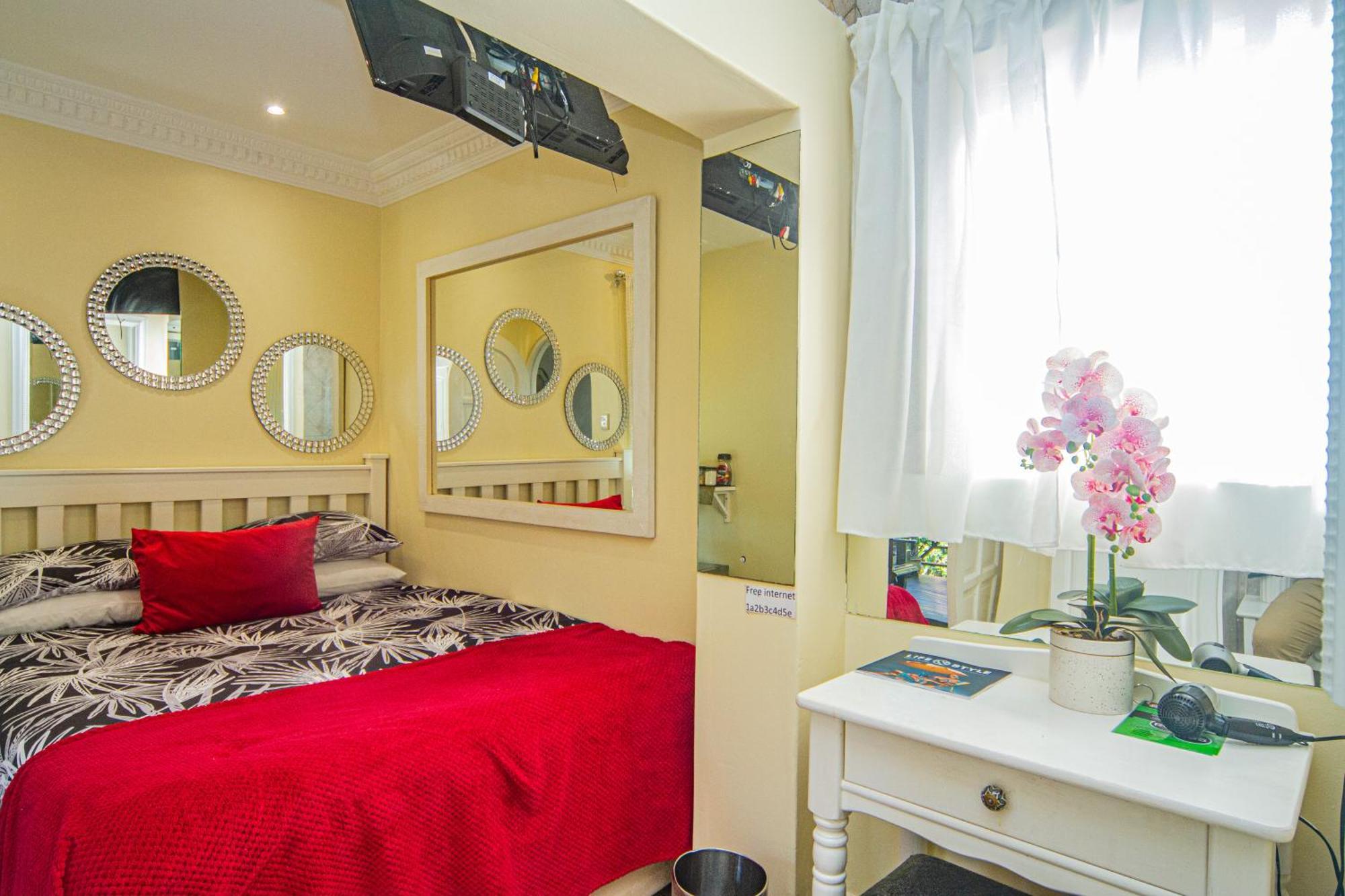 La Loggia Bed And Breakfast Durban Exterior photo